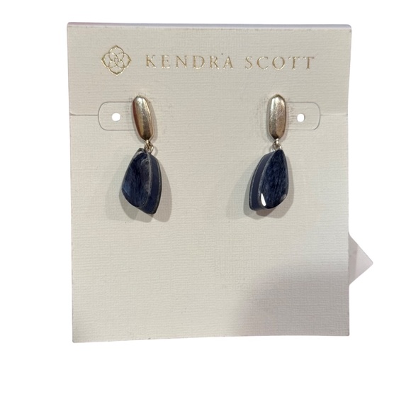 Kendra Scott Ivy Drop Earrings in Silver - Picture 1 of 6